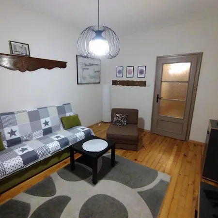 просторен и уютен двустаен в долен лозенец - кварталът на артистите Apartment