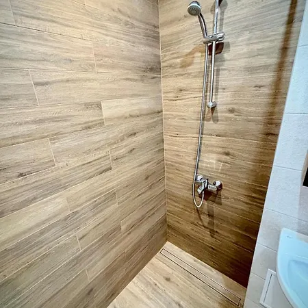 Apartment просторен и уютен двустаен в долен лозенец - кварталът на артистите *