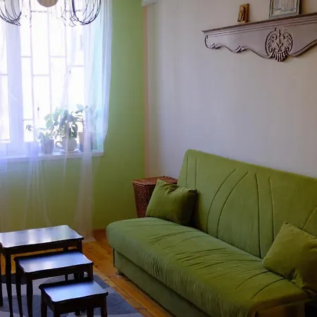 просторен и уютен двустаен в долен лозенец - кварталът на артистите Apartment Sofia